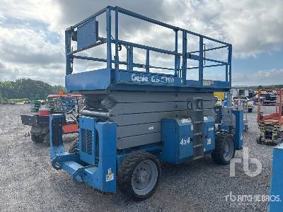 Photo of a 2013 Genie GS-5390
