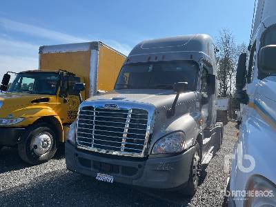 Photo of a 2016 Freightliner CASCADIA 125