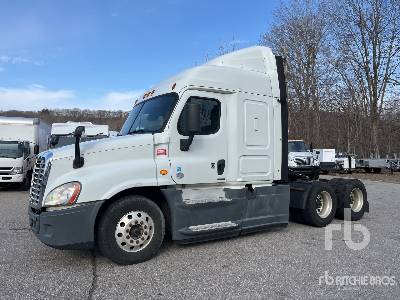 Photo of a 2015 Freightliner CASCADIA 125