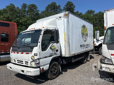 Photo of a 2006 Isuzu NPR