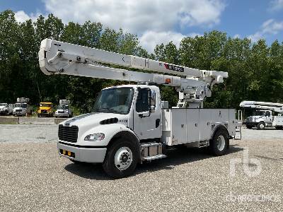 Photo of a 2023 Freightliner M2 106