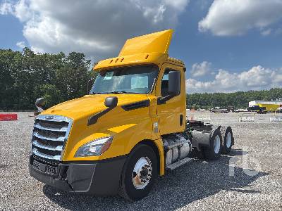 Photo of a 2019 Freightliner CASCADIA 126