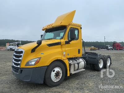 Photo of a 2019 Freightliner CASCADIA 126