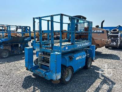 Photo of a 2005 Genie GS2668RT