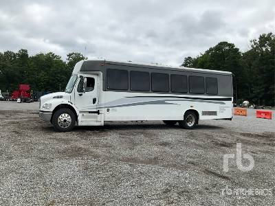 2015 Freightliner M2 106
