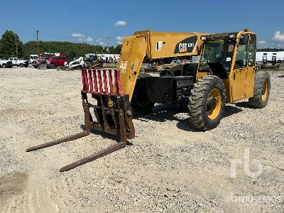 Photo of a 2009 Caterpillar TL943
