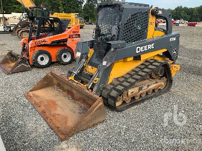 Photo of a 2014 John Deere 333E