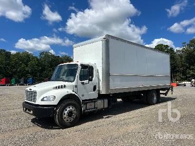 Photo of a 2018 Freightliner M2 106