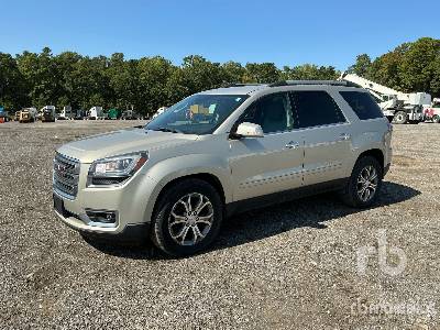 2014 GMC  ACADIA  SLT 2WD  Sport Utility Vehicle