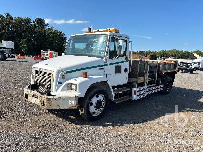 2000 FREIGHTLINER  FL 60  4x2  Flatbed Dump Truck