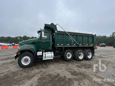 2004 MACK CV713 GRANITE 8x4 Dump Truck (Tri/A) 2004 MACK CV713 GRANITE 8x4 Dump Truck (Tri/A)