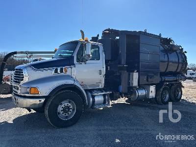 Photo of a 2008 Sterling LT9500