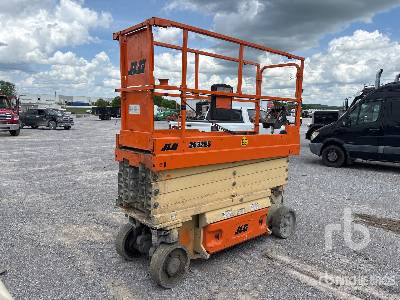 Photo of a 2017 JLG 2632ES