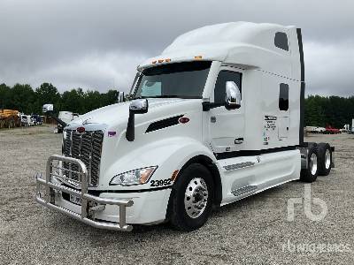 Photo of a 2024 Peterbilt 579