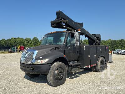 Photo of a 2003 International 4300