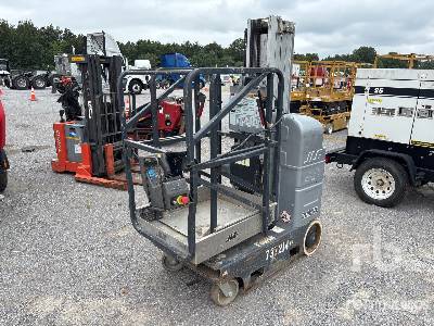 Photo of a 2008 JLG 20MVL