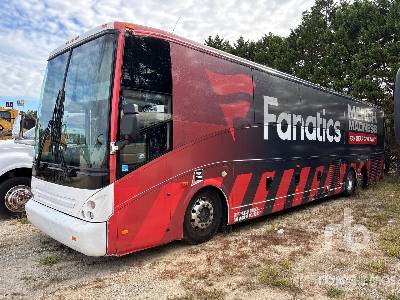 2013 VAN HOOL 6x2 60-Seat Coach 2013 VAN HOOL 6x2 60-Seat Coach