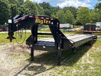 2023 BIG TEX  25GN-35BK+5MR  40 ft T/A Gooseneck  Equipment Trailer