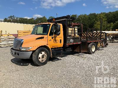 2005 International 4300