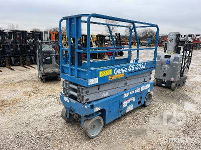Photo of a 2014 Genie GS2032