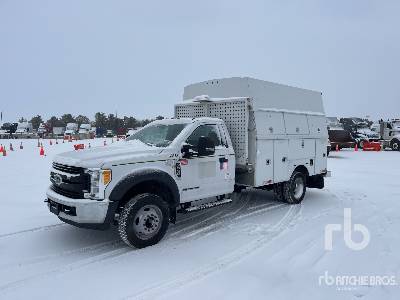Photo of a 2017 Ford F-550