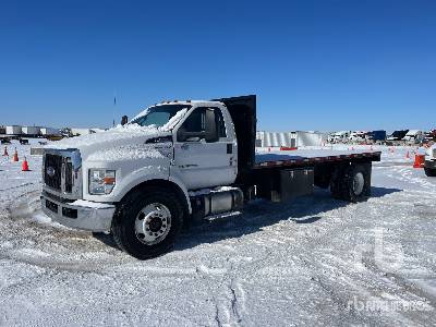 Photo of a 2018 Ford F-750