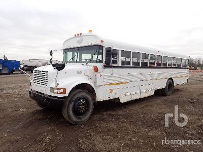 Photo of a 2000 International 3800