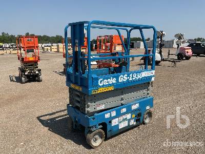 Photo of a 2013 Genie GS1930