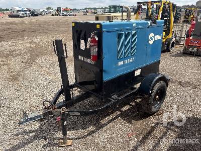 Photo of a 2014 Miller BIG BLUE 400