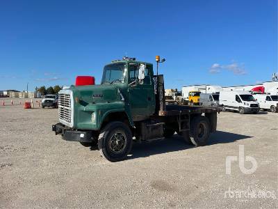 Photo of a 1990 Ford LS800F