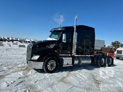Photo of a 2016 Peterbilt 579