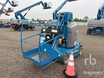 Photo of a 2014 Genie GR26J