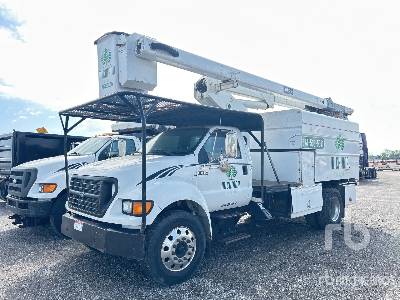 Photo of a 2000 Ford F-650