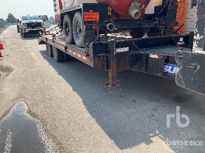 Photo of a 2016 Sure-Trac 25 ft T/A