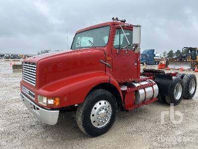 Photo of a 1990 International 8200
