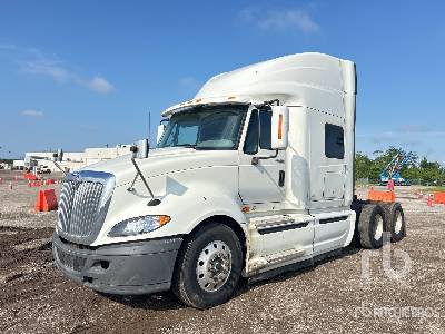 Photo of a 2011 International PROSTAR PREMIUM