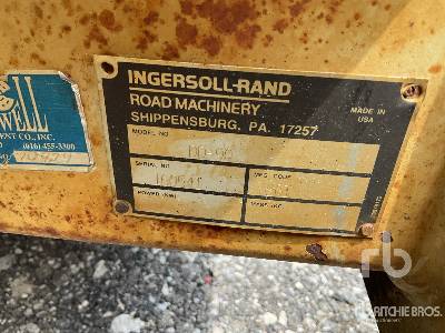 Photo of a 1999 Ingersoll Rand DD90