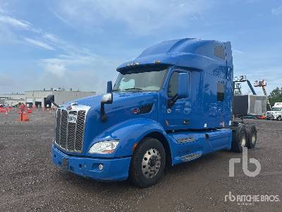 Photo of a 2022 Peterbilt 579