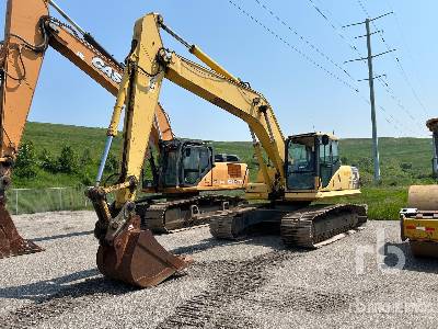Photo of a 2004 Komatsu PC200LC-7L