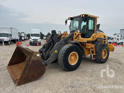 Photo of a 2018 Volvo L70H