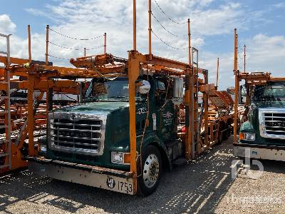 Photo of a 2007 Sterling LT9500