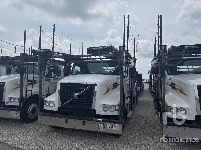 2013 VOLVO  VAH  6x4  Car Hauler Truck