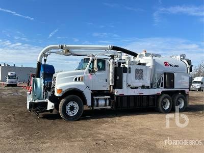Photo of a 2006 Sterling LT8500