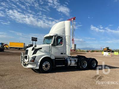 Photo of a 2017 Volvo VNL300
