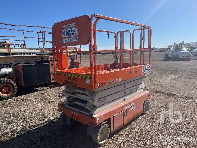Photo of a 2018 Snorkel S4726E
