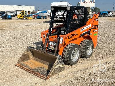 Photo of a 2019 Gehl R105