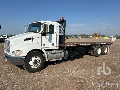 2018 KENWORTH  T-370  6x4  Flatbed Truck