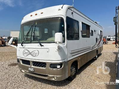 1999 INFINITY  30Q  Motor Home