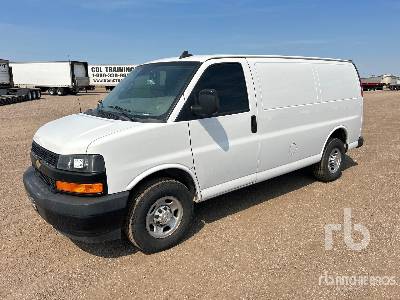 2020 CHEVROLET  G2500  Van
