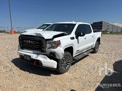 2021 GMC SIERRA 1500 AT4 4x4 Crew Cab (Inoperable) Pickup 2021 GMC SIERRA 1500 AT4 4x4 Crew Cab (Inoperable) Pickup